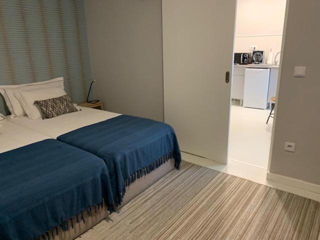 Bus Station Suites & Studios Коимбра Екстериор снимка