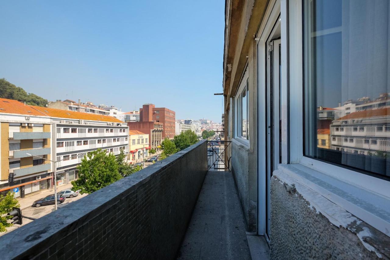 Bus Station Suites & Studios Коимбра Екстериор снимка