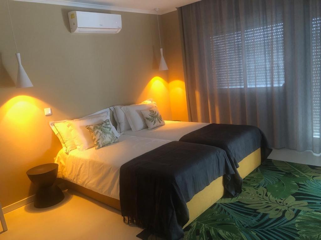 Bus Station Suites & Studios Коимбра Екстериор снимка